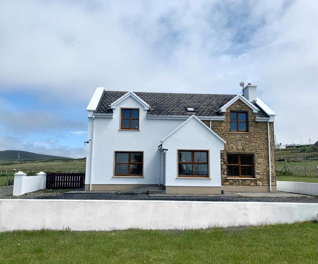 הוילה Dooagh Wild Atlantic Way House מראה חיצוני תמונה